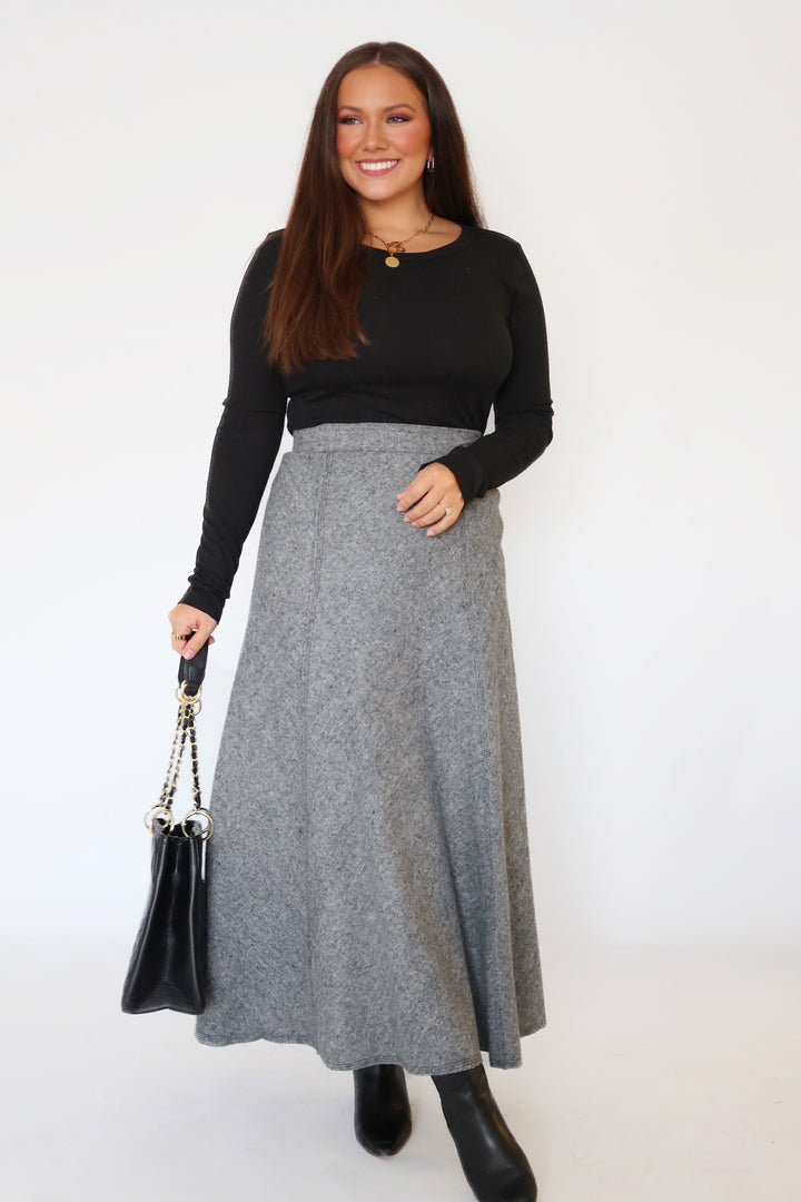 Variegated Layer Top - Black-(FINAL SALE)
