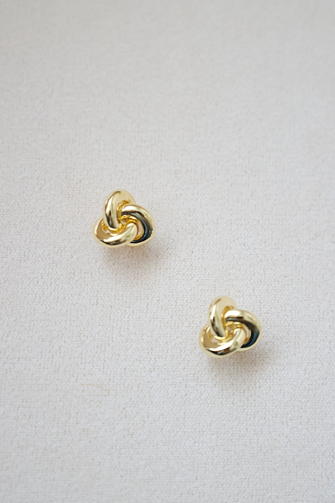 Cleo Ring Studs