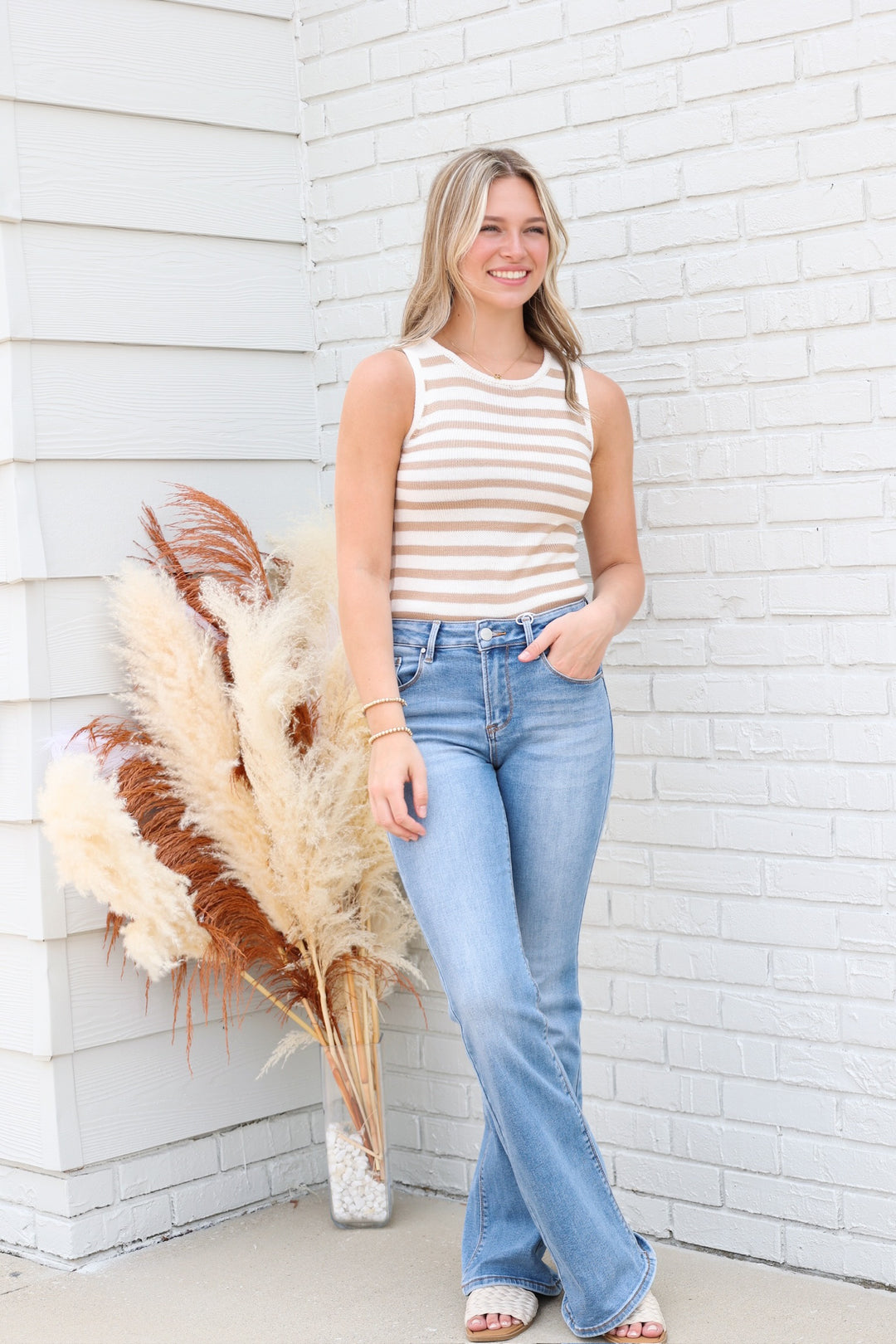Saber Flare Jeans