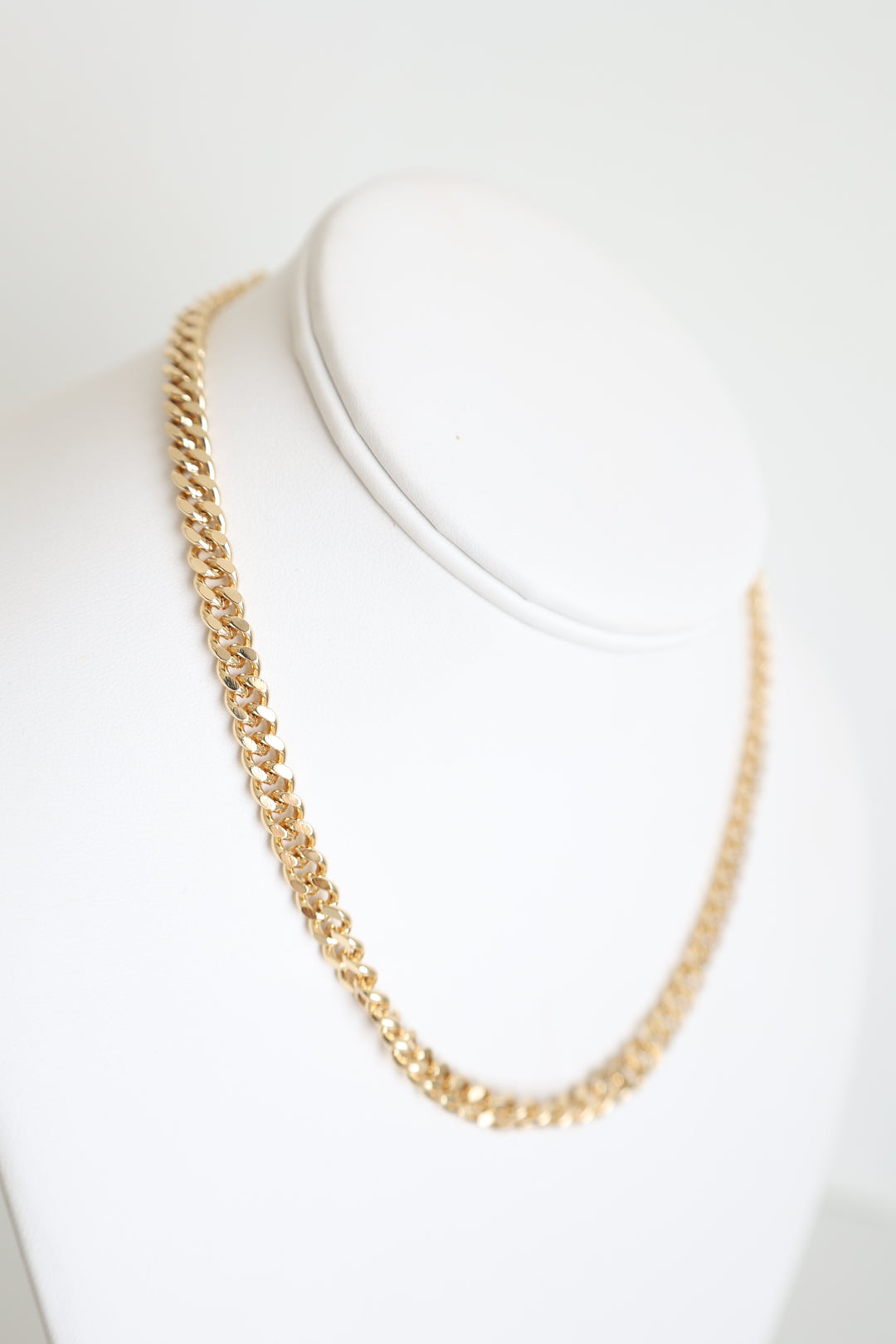 The Elliot Chain Necklace