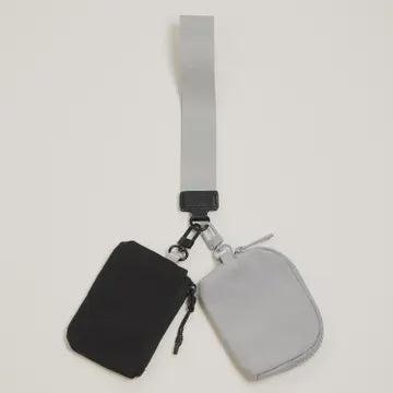 Good Time Wristlet - Black