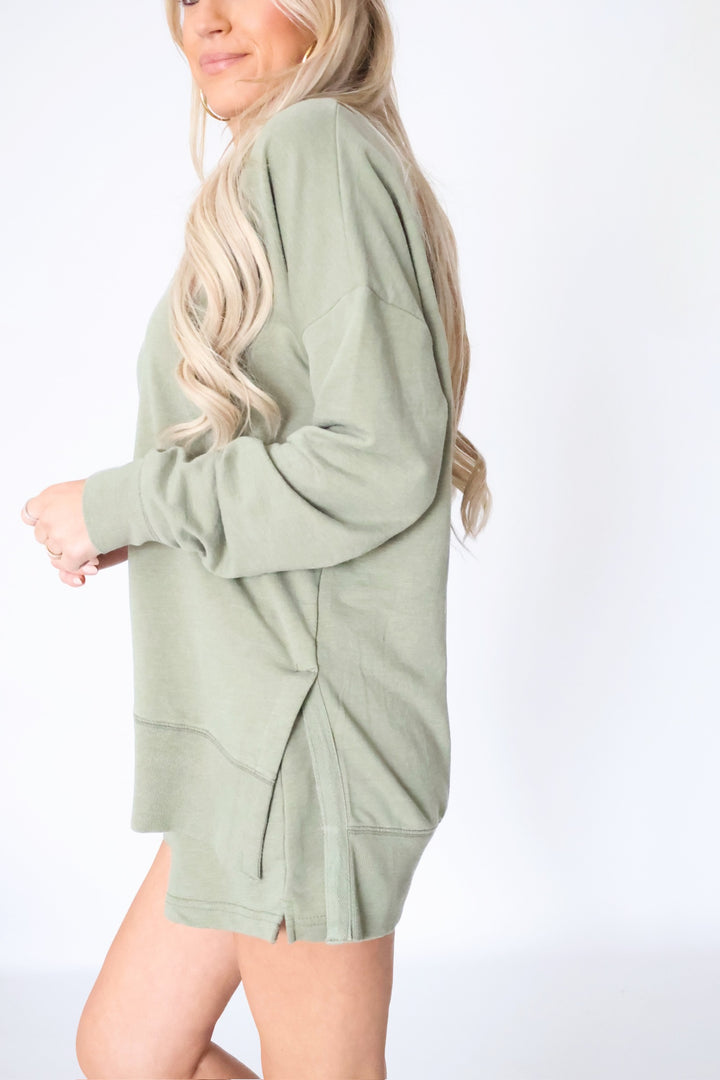 Weekender Short - Avocado