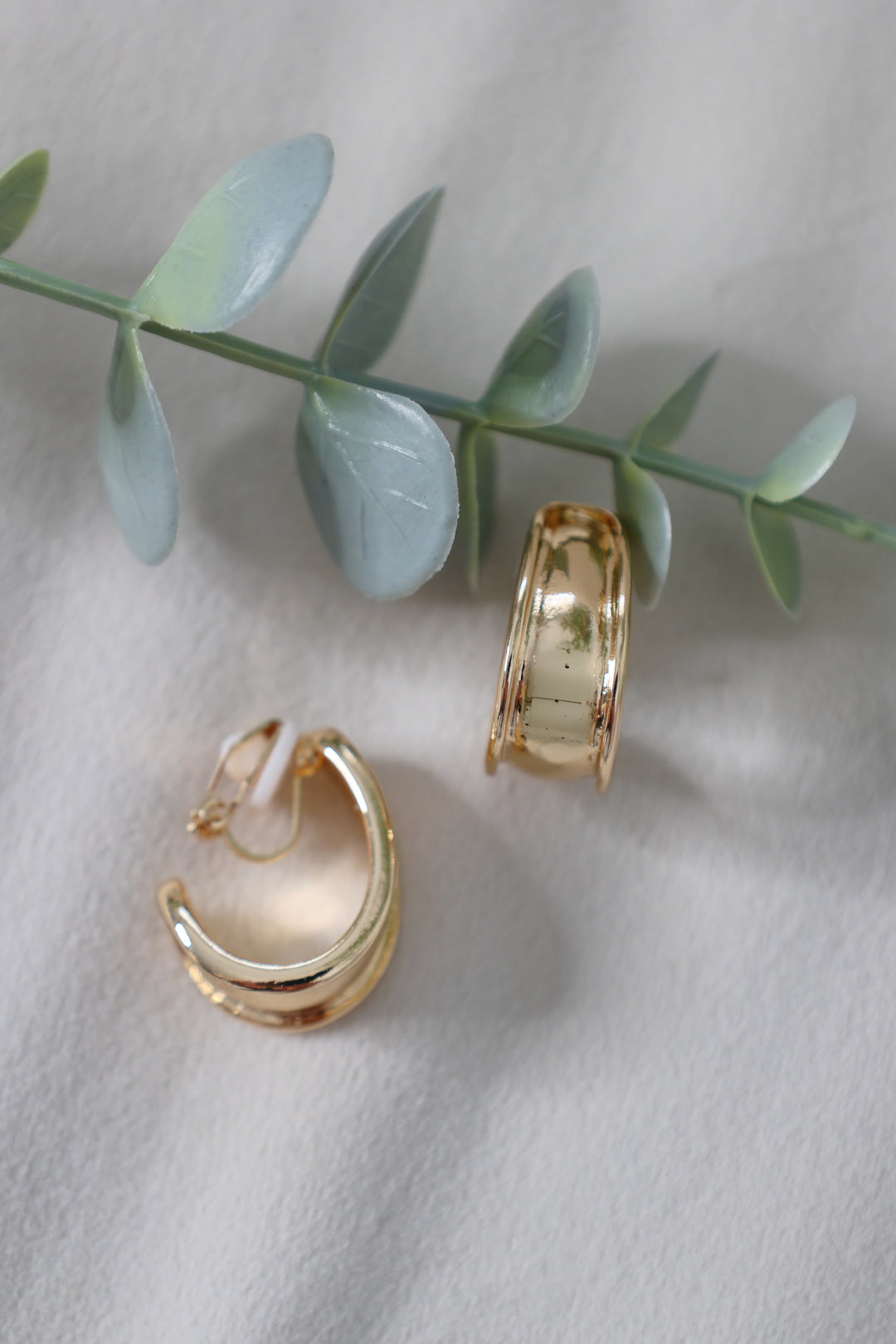 Daylight Clip On Earrings