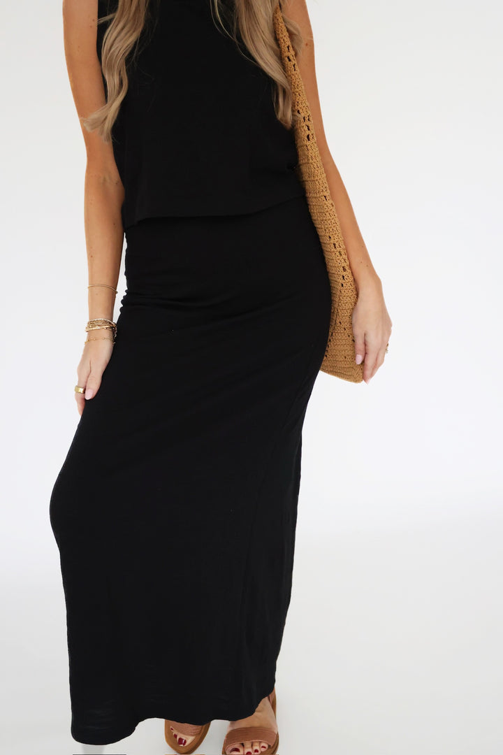 Delavine Textured Midi Skirt - Black(final sale)