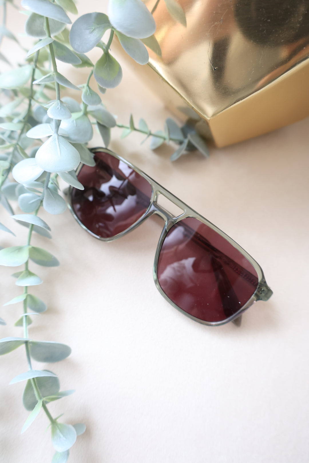 QUAY On The Fly Sunglasses