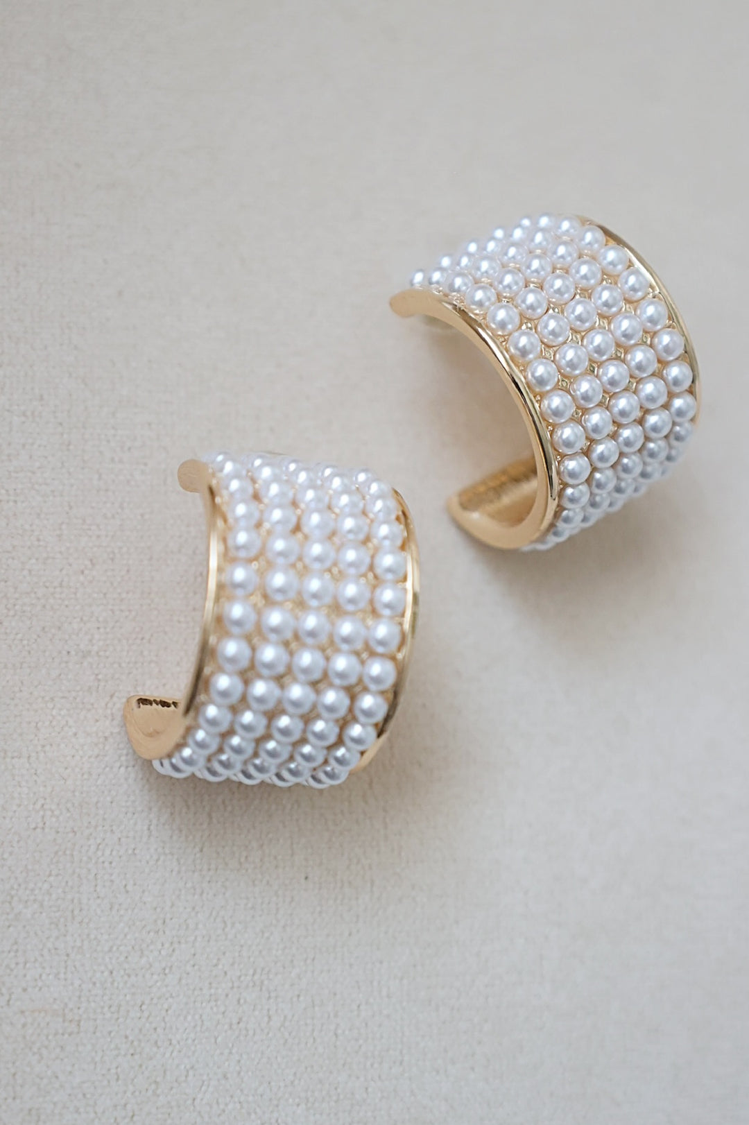 Gayle Pearl Hoops