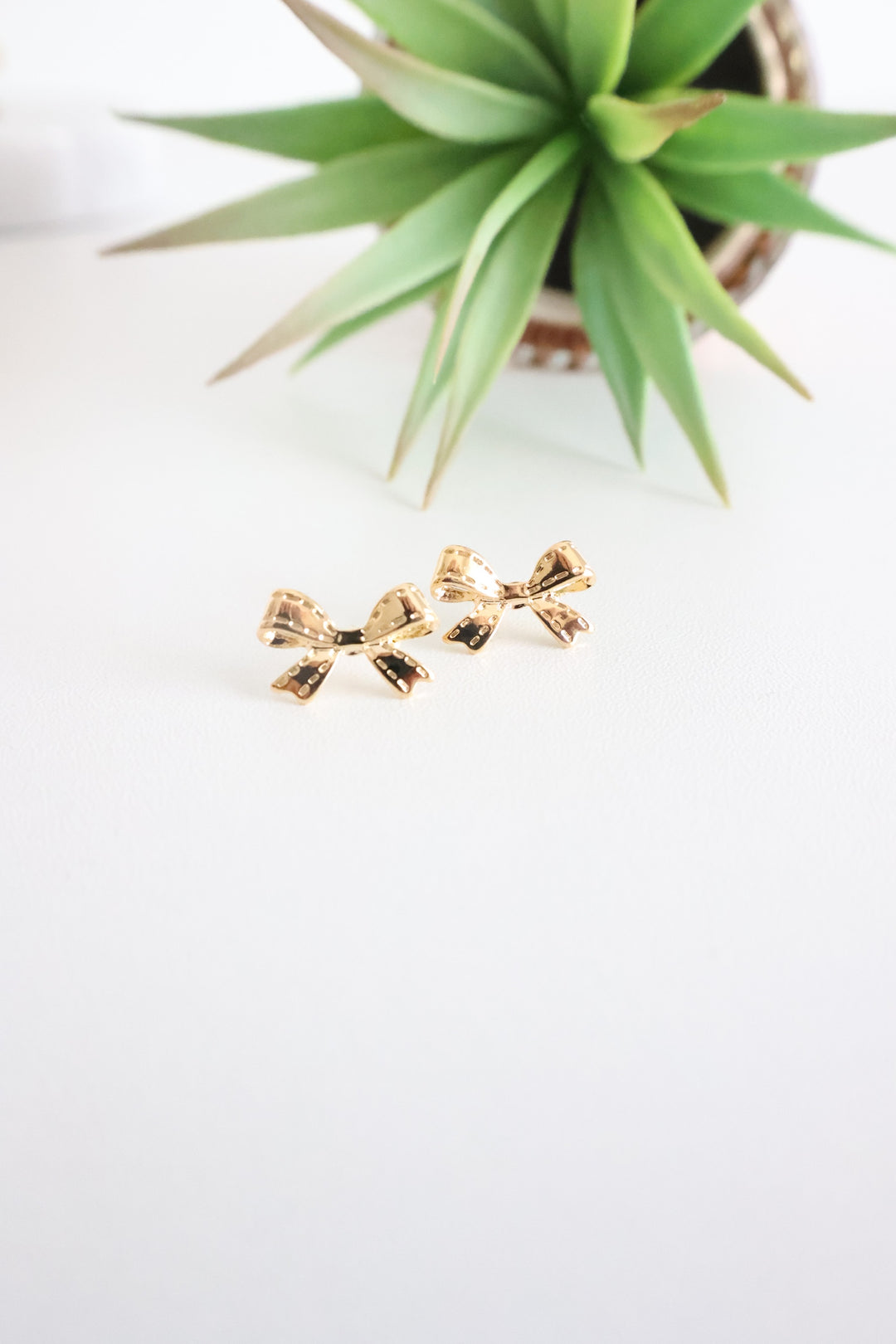 Chelle Bow Earrings
