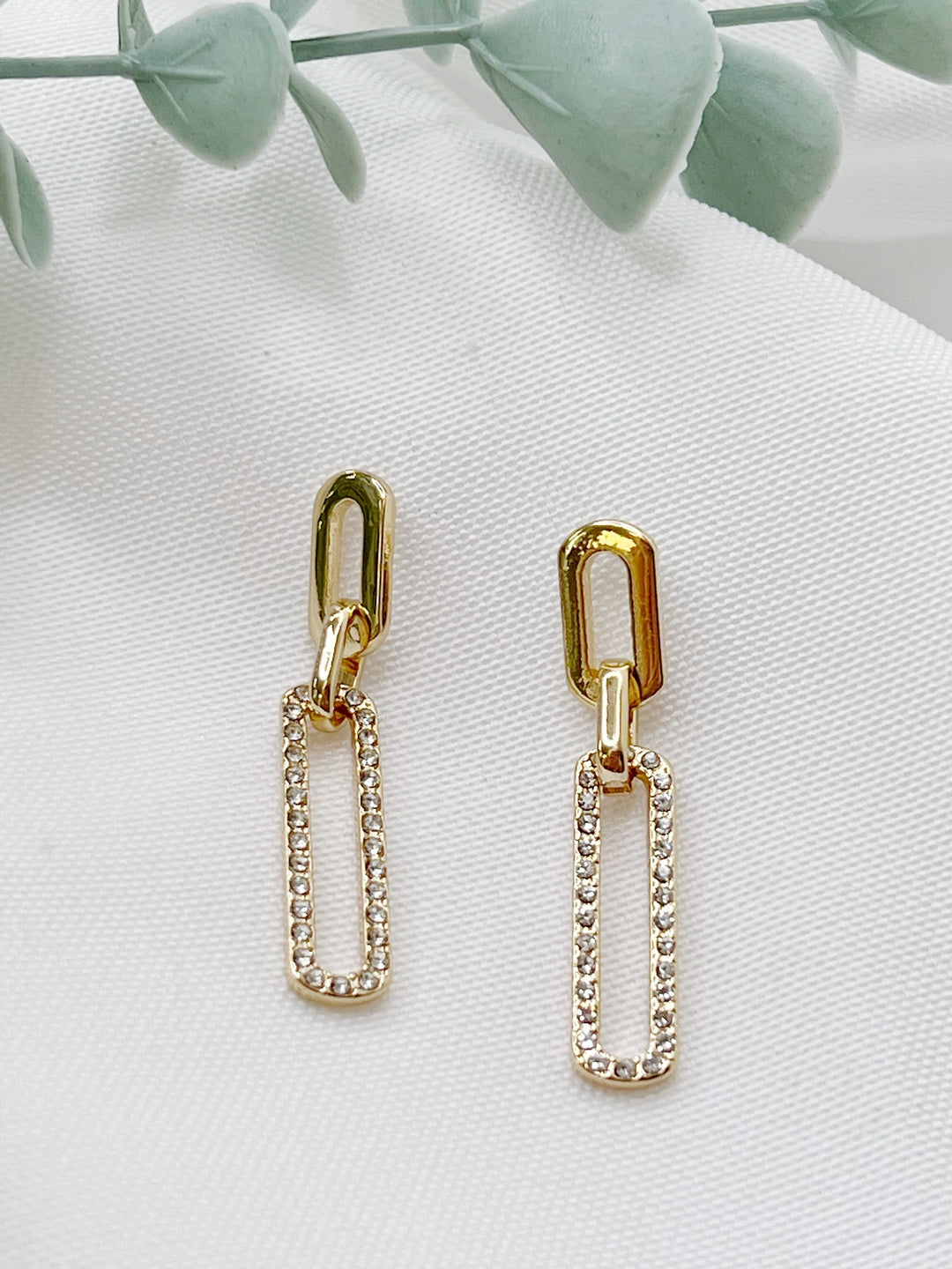Hilton Link Earring