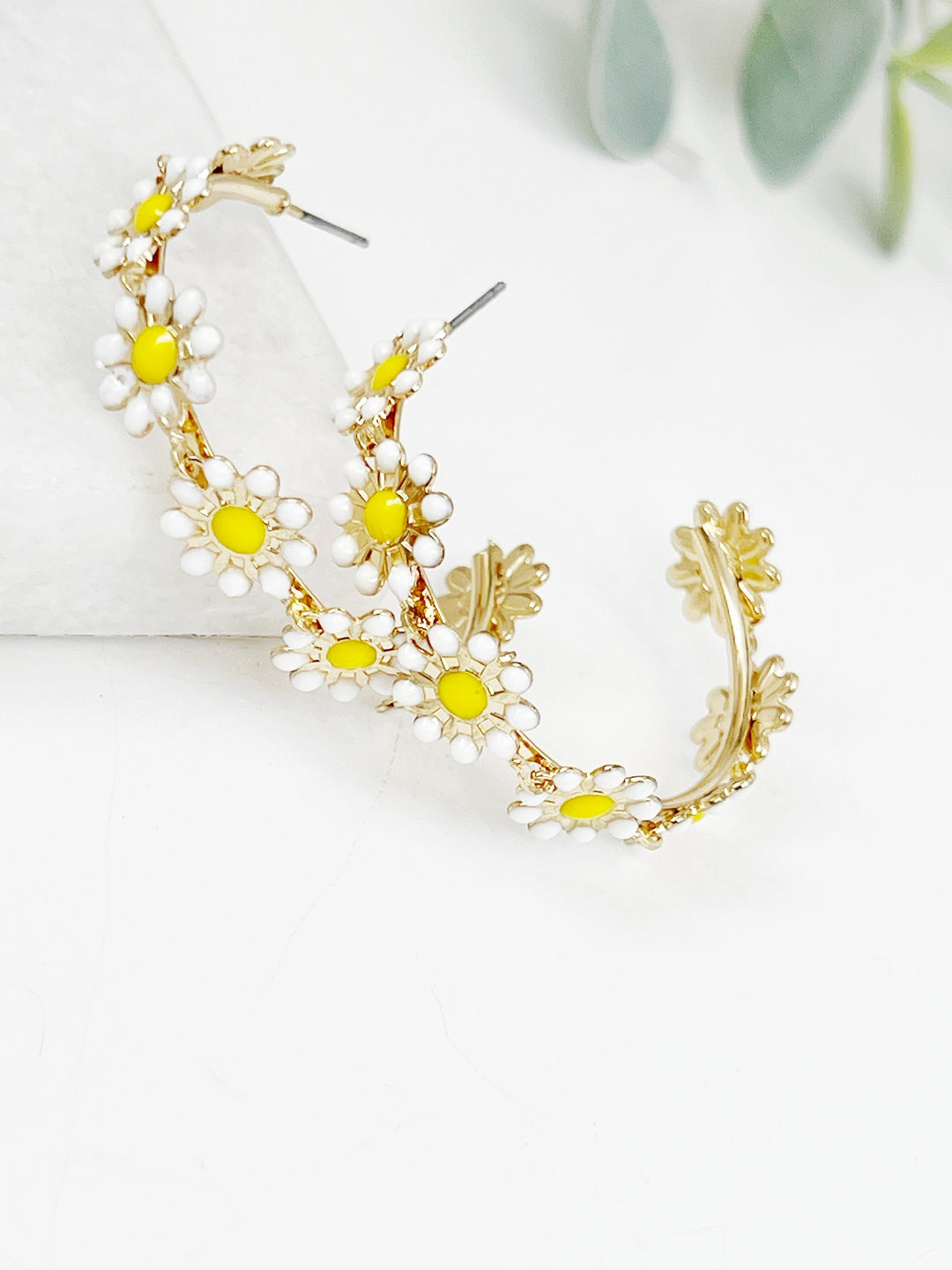 Daisy Flower Field Hoops