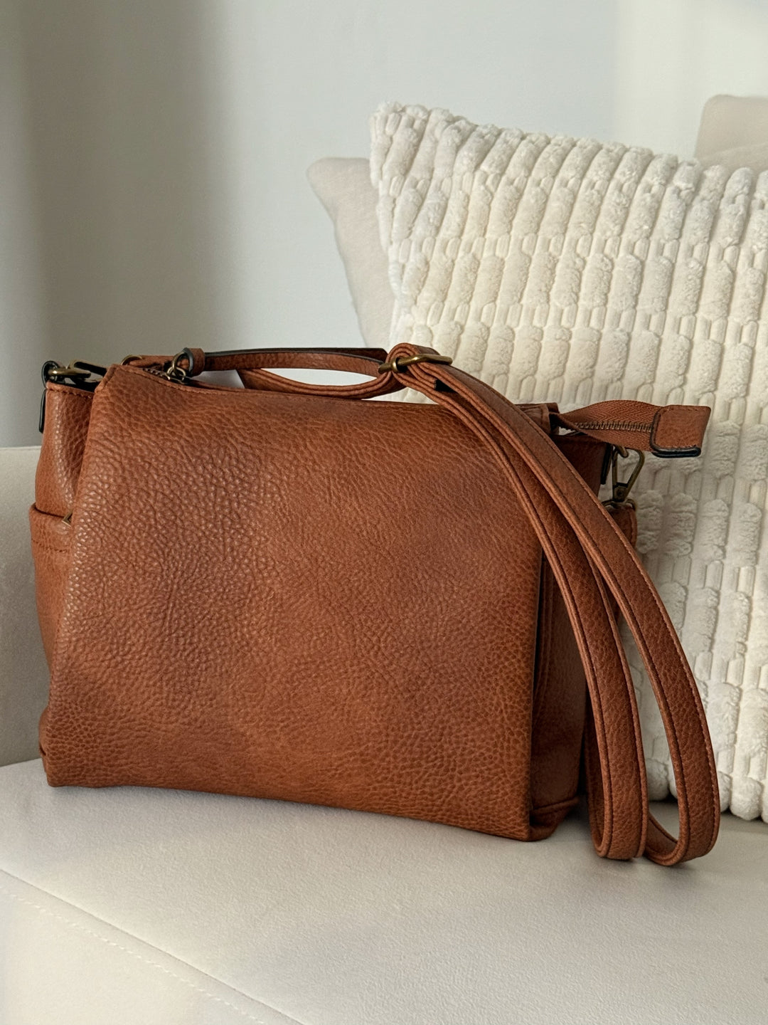 Kali Crossbody- Brown