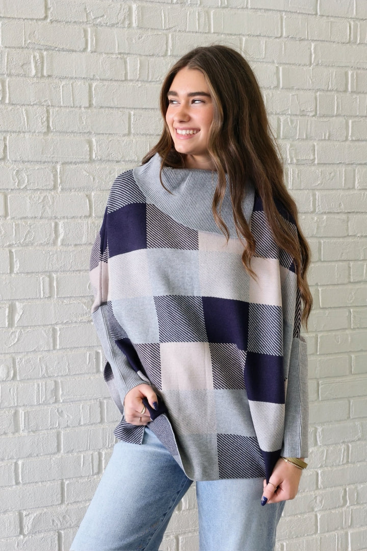 Loren Colorblock Poncho