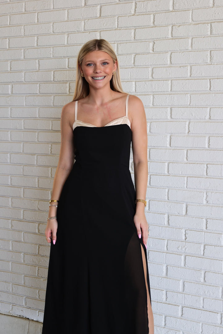 Breaking Midi Dress