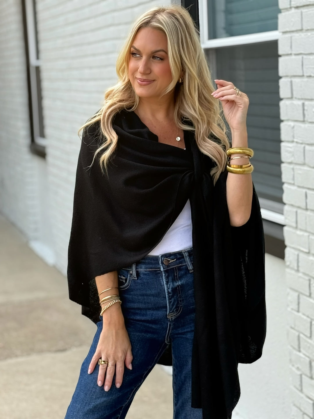 Kiara Pull Thru Wrap- Black