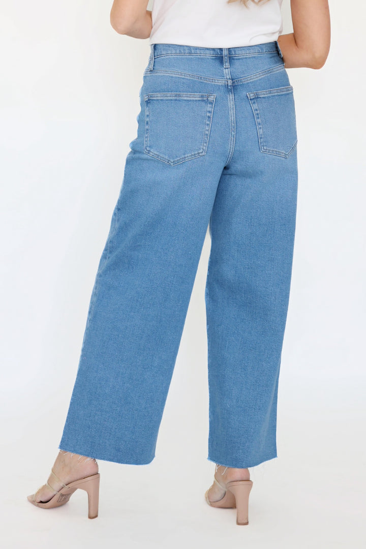 Nova High Rise Crop Jeans