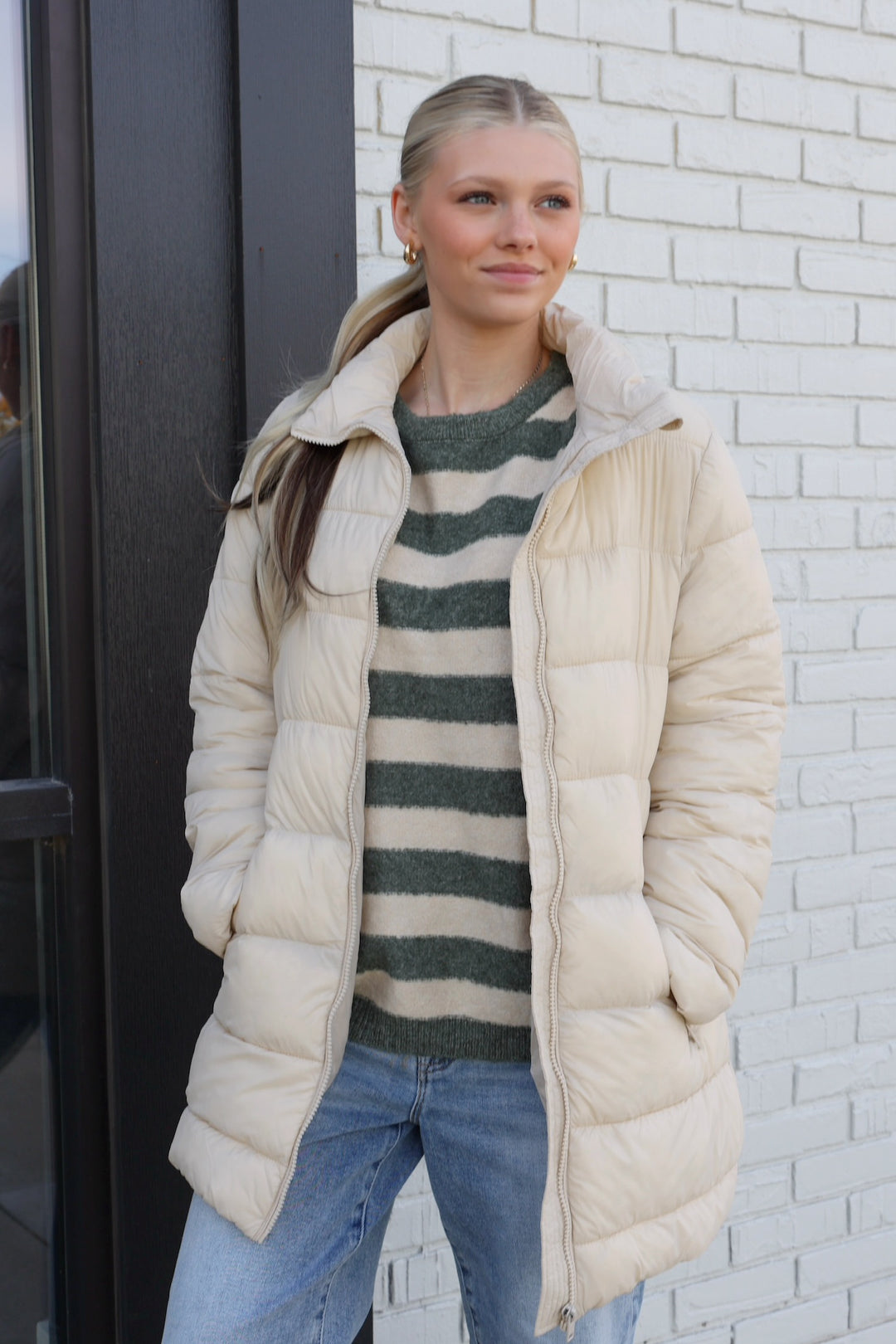 Global Puffer Jacket- Cream