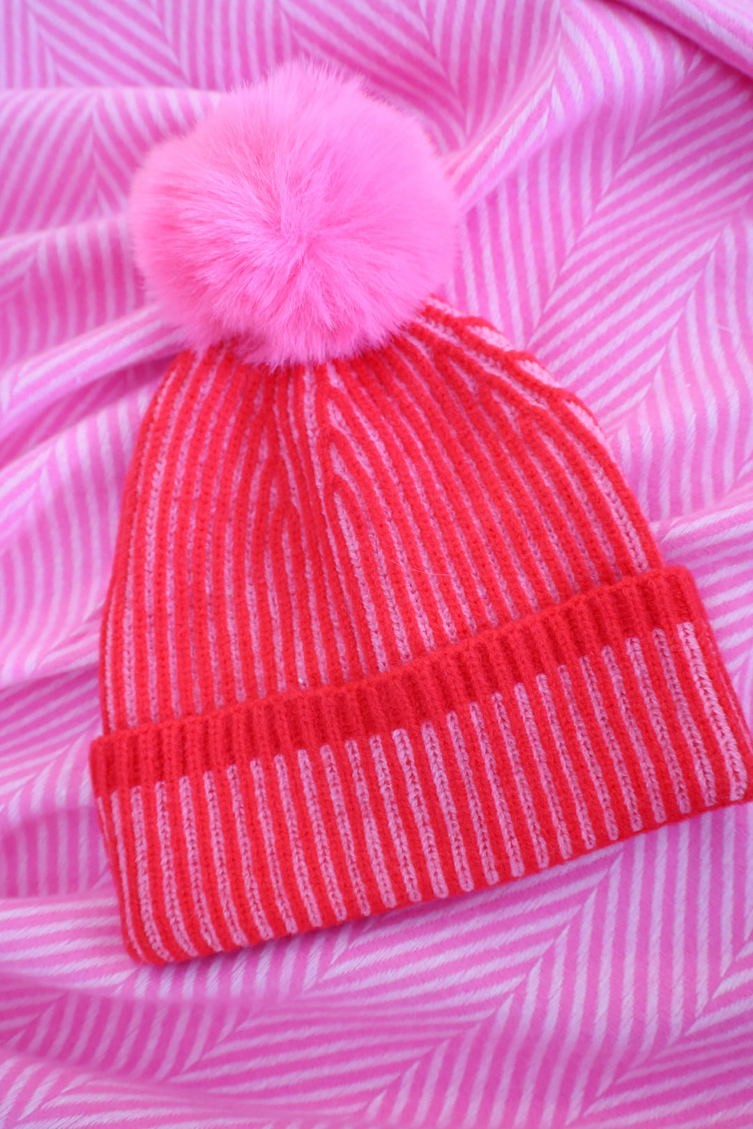 Christie Beanie - Red