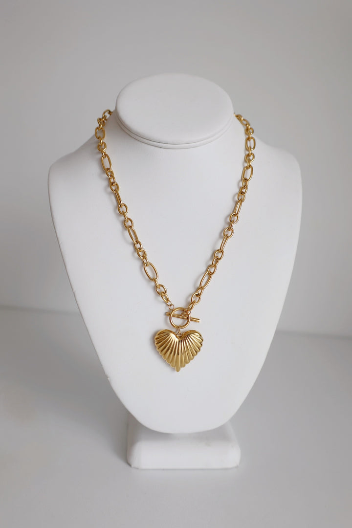 Ribbed Heart Necklace