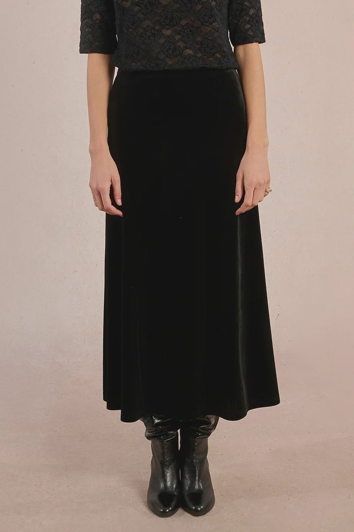 Robin Velvet Skirt- Black