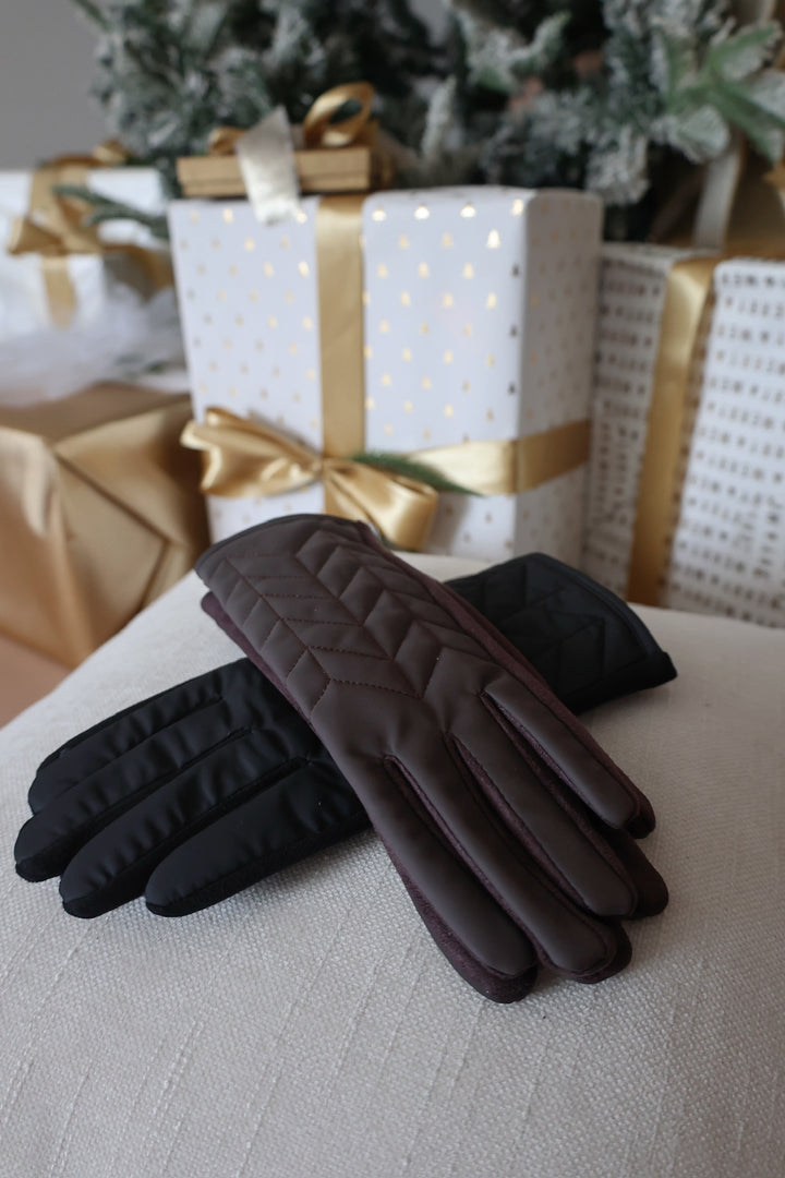 Chevron Puffer Gloves