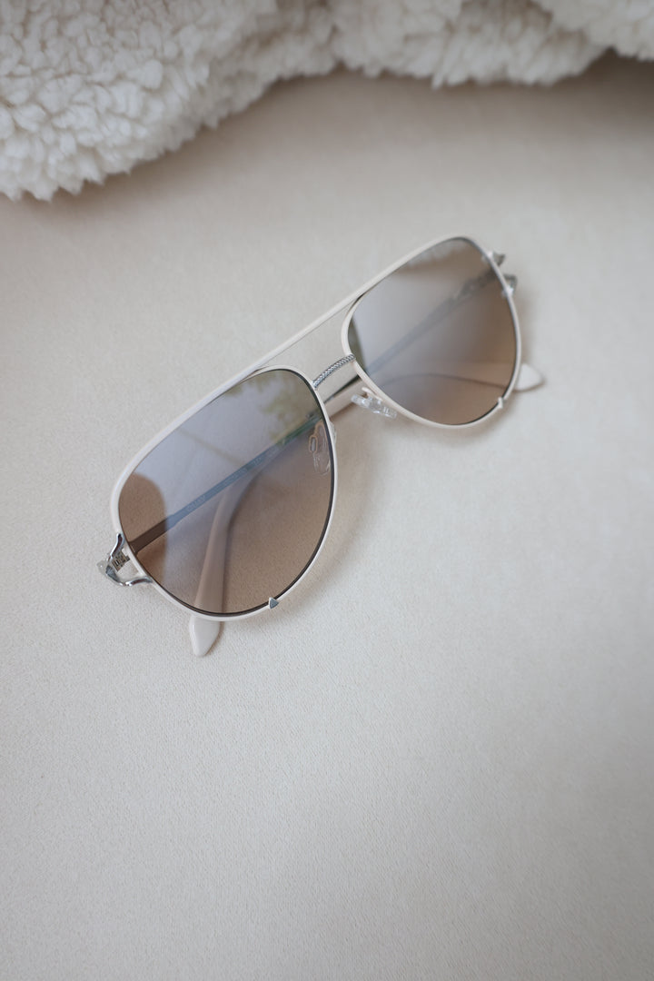 Quay - High Key Twist Sunglasses