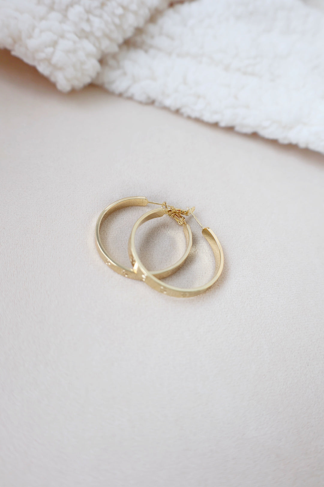 Bracken Hoops