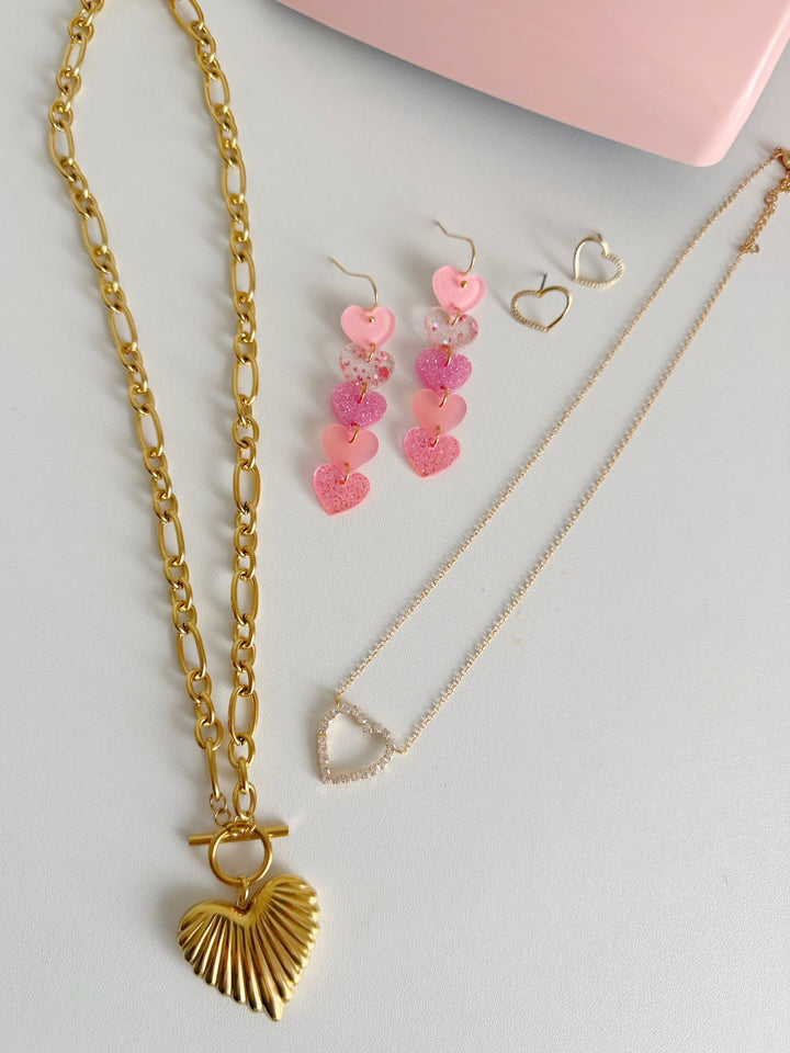 Ribbed Heart Necklace