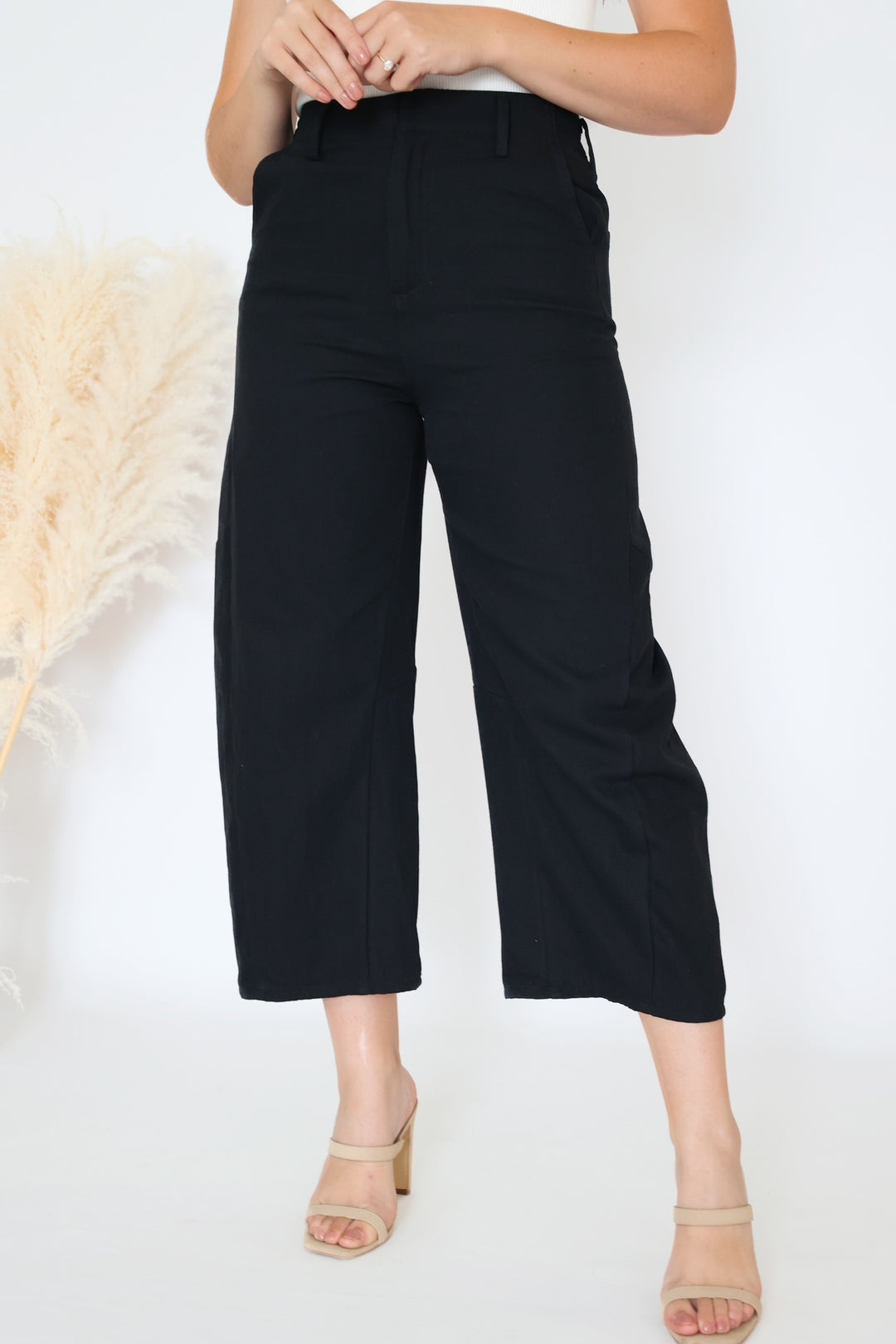 Leelah Pant - Black