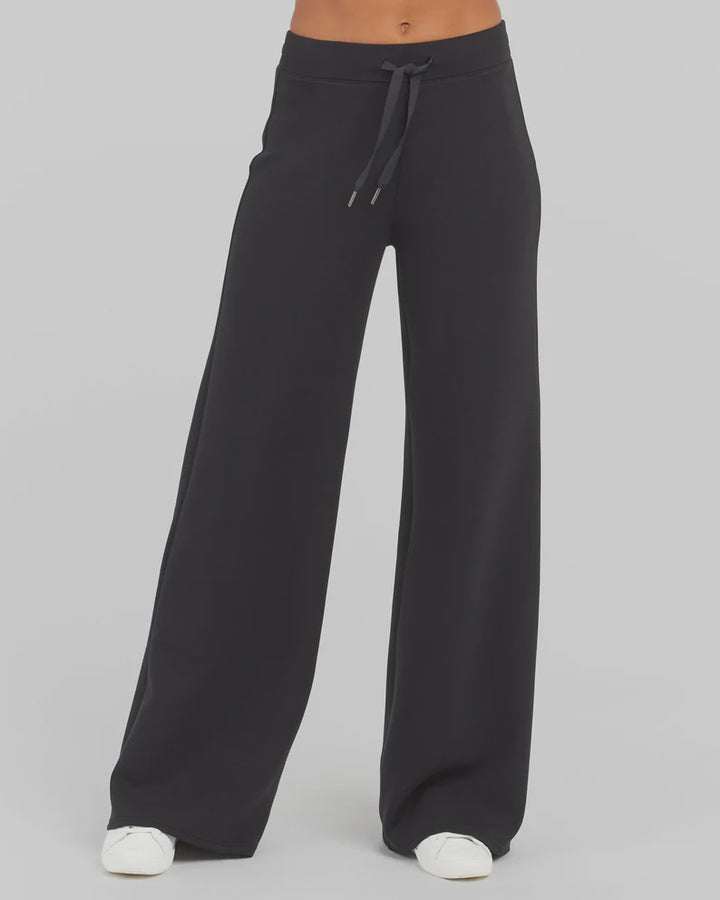 SPANX AirEssentials Wide Leg Pant - Black