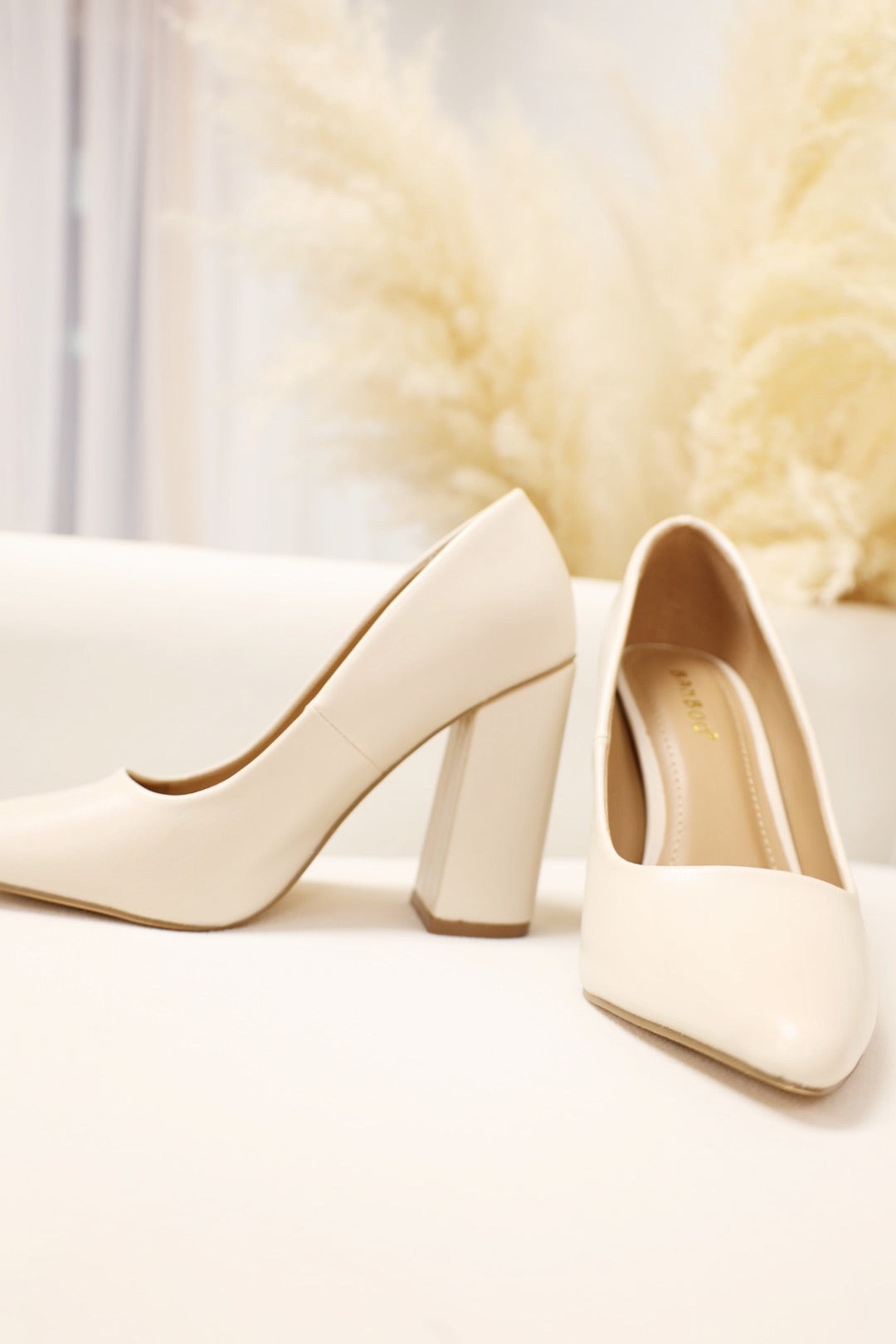 Stellar Pump- Ivory