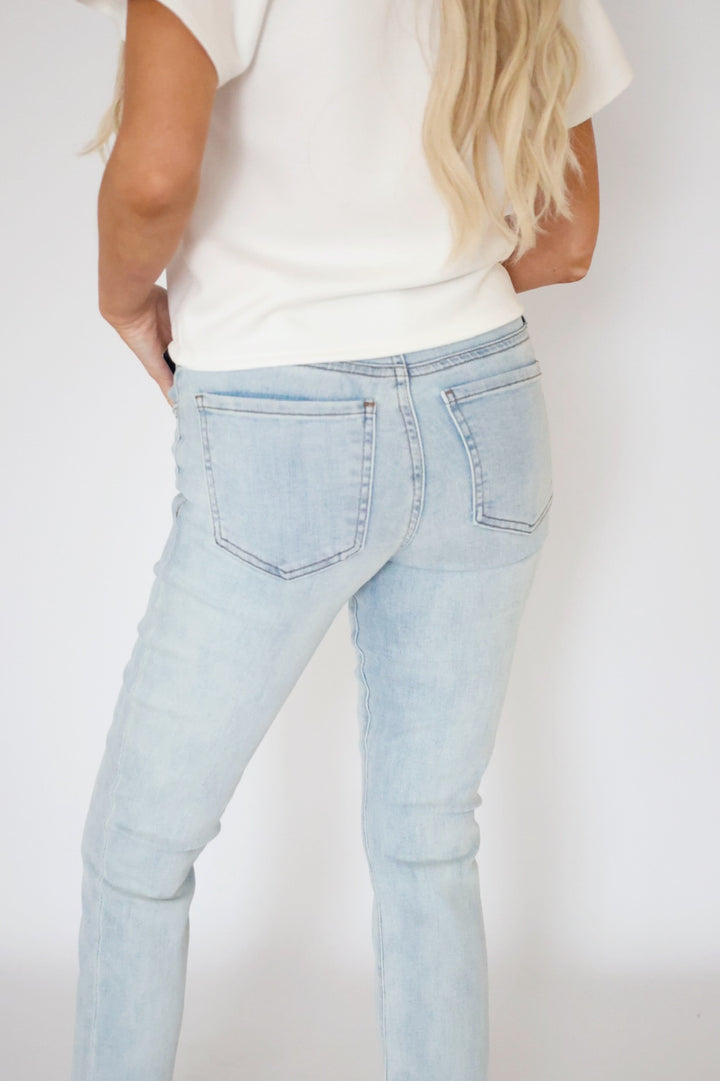 Catherin Boyfriend Jean - Light Base
