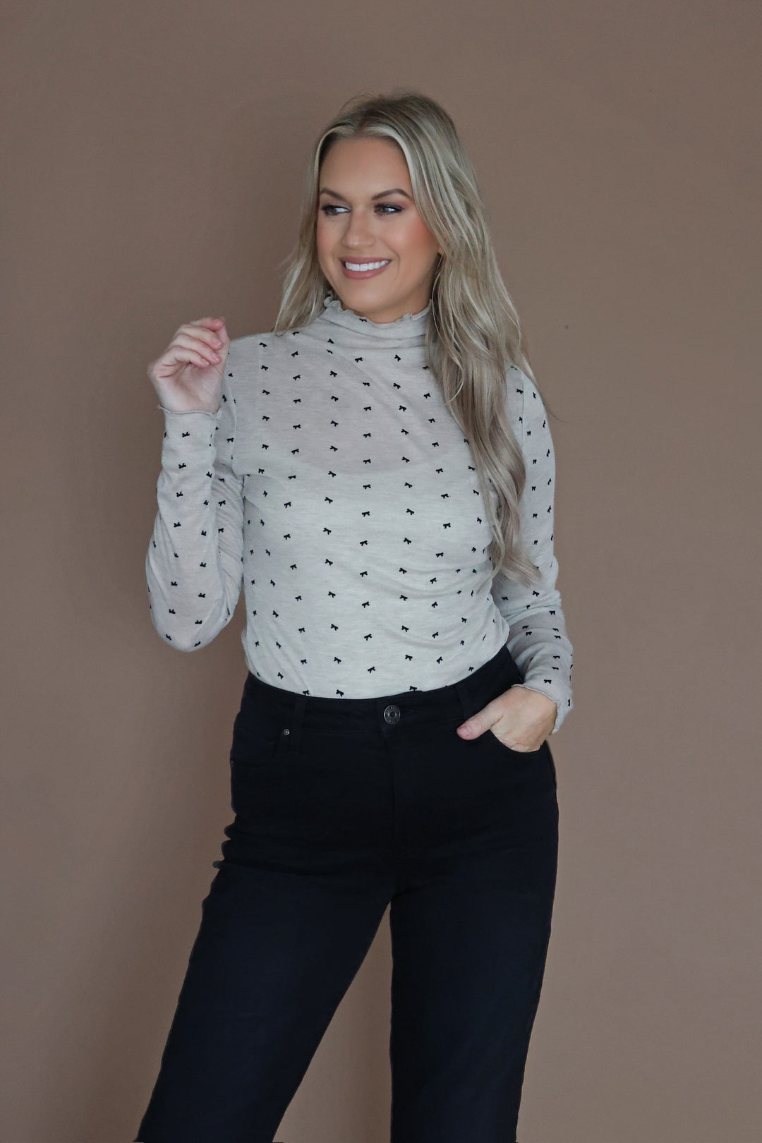 Tristan Mockneck top