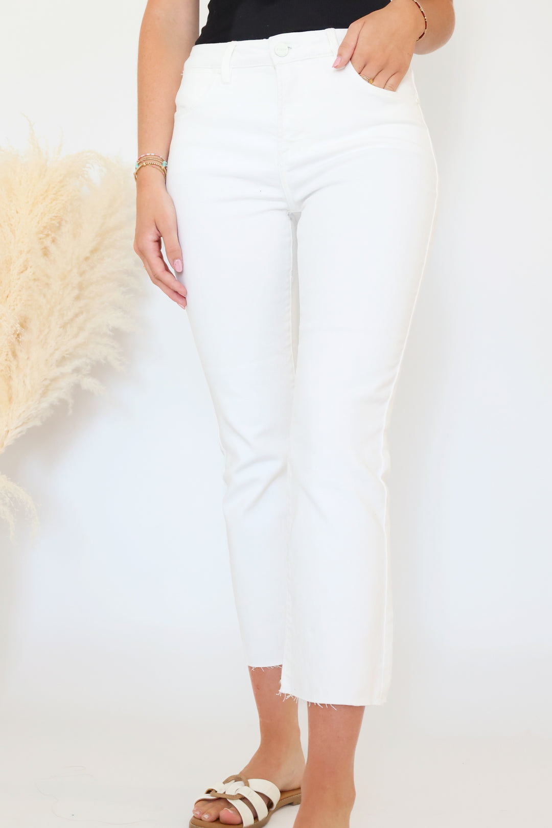 Millie Straight Crop Jean