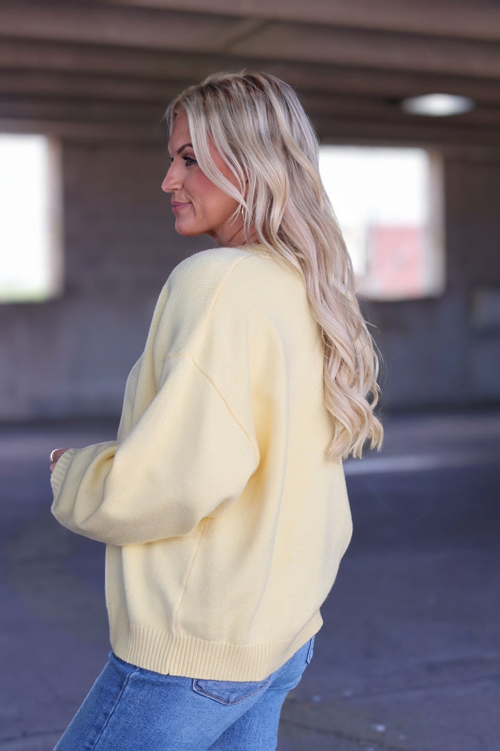 Erin V-Neck Sweater - Light Yellow