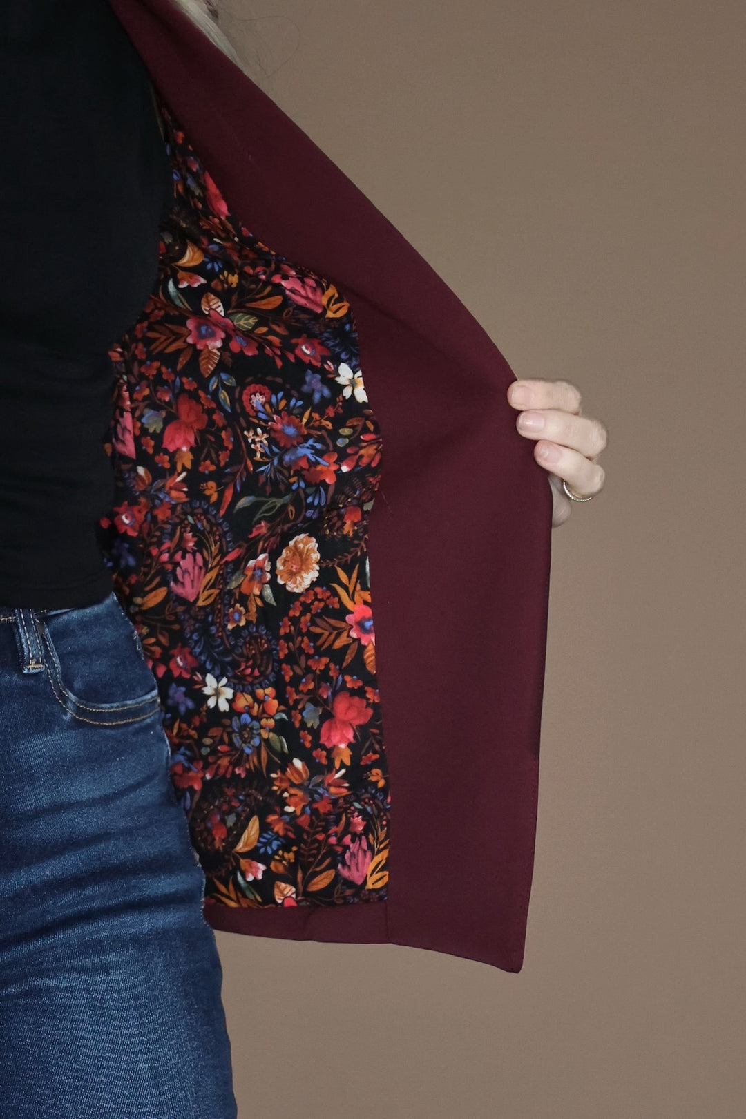 Boardroom Blazer- Burgundy