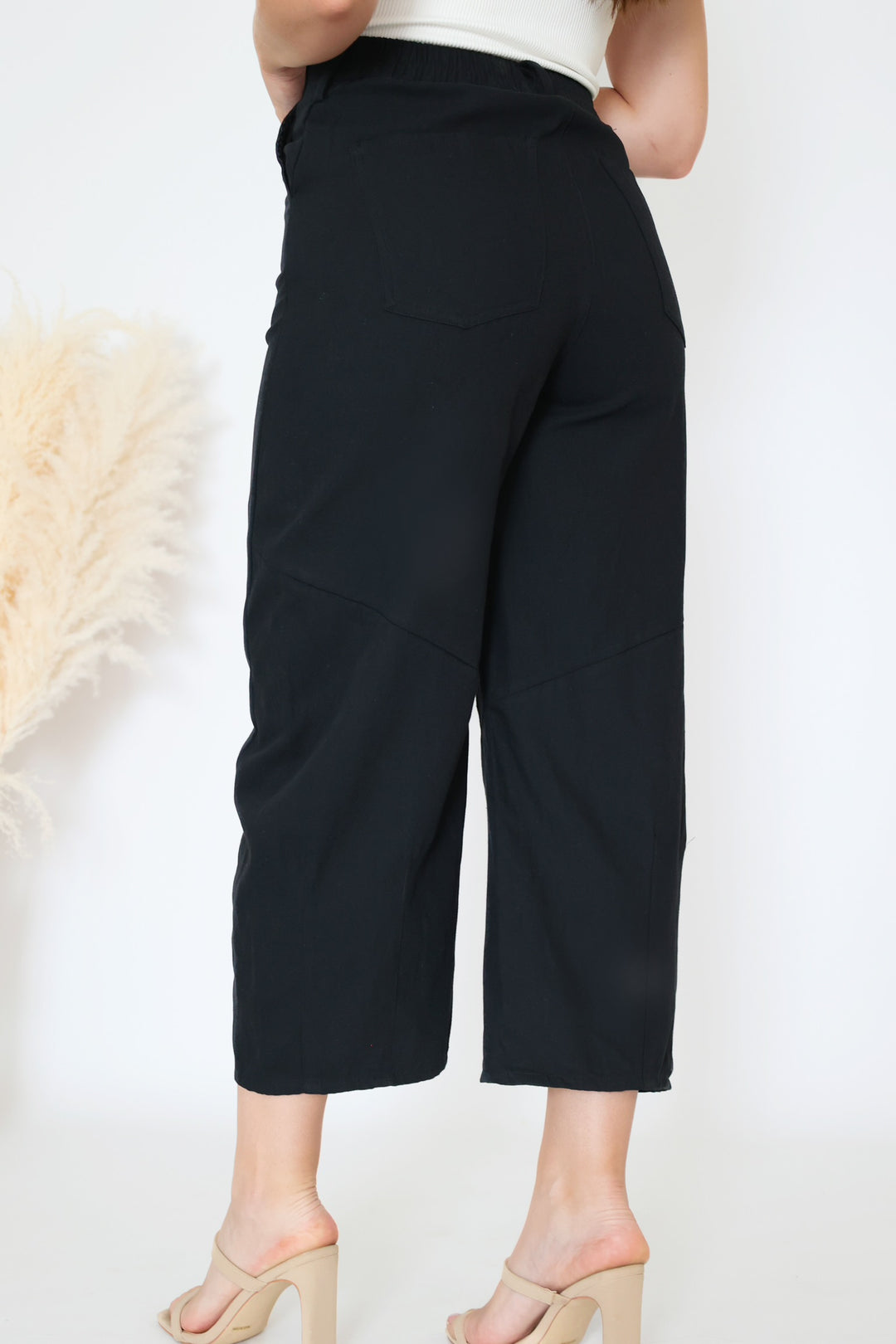 Leelah Pant - Black