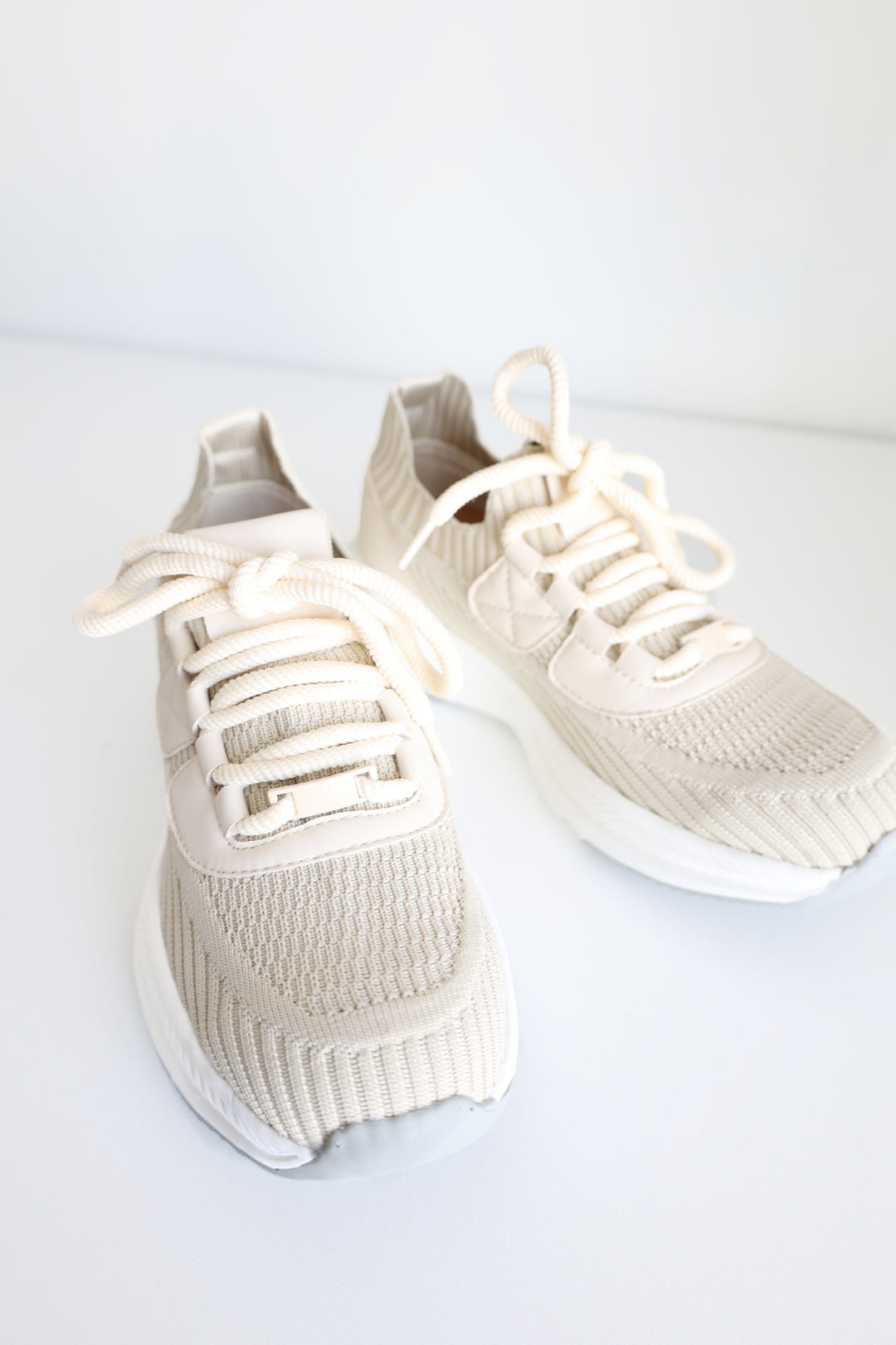 Stride Sneaker