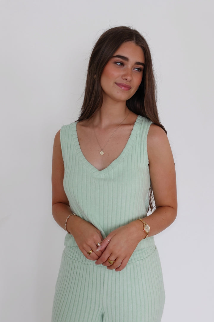 Dawn Smocked Rib Pant- Pistachio