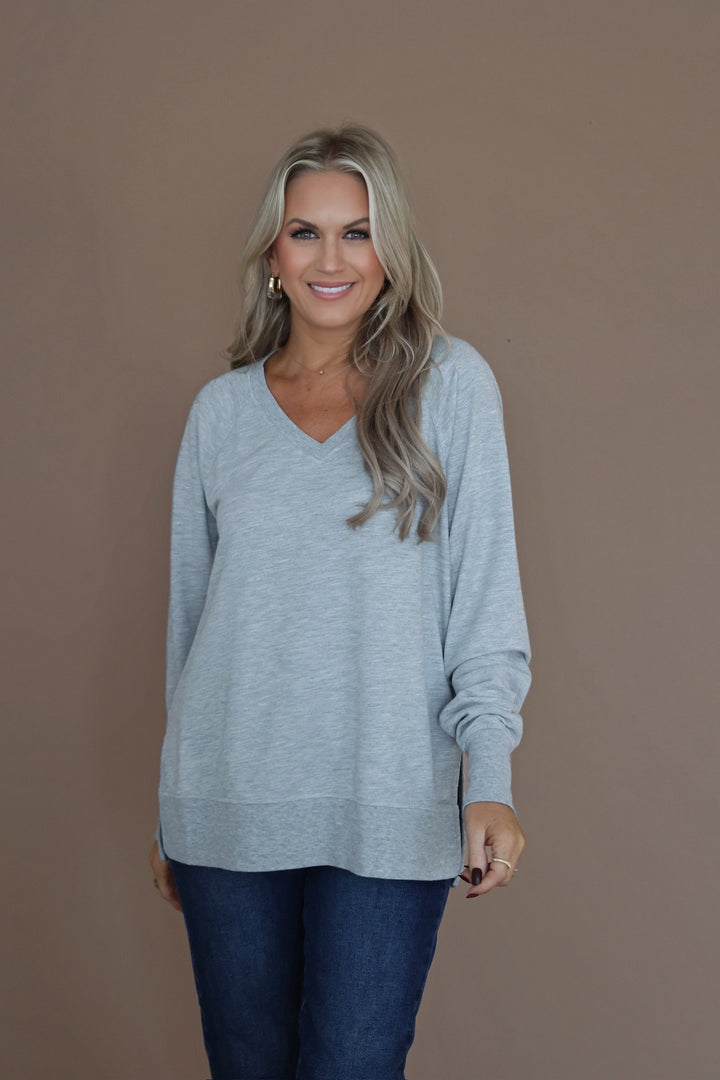 Modern V Neck Weekender- Classic Heather Grey
