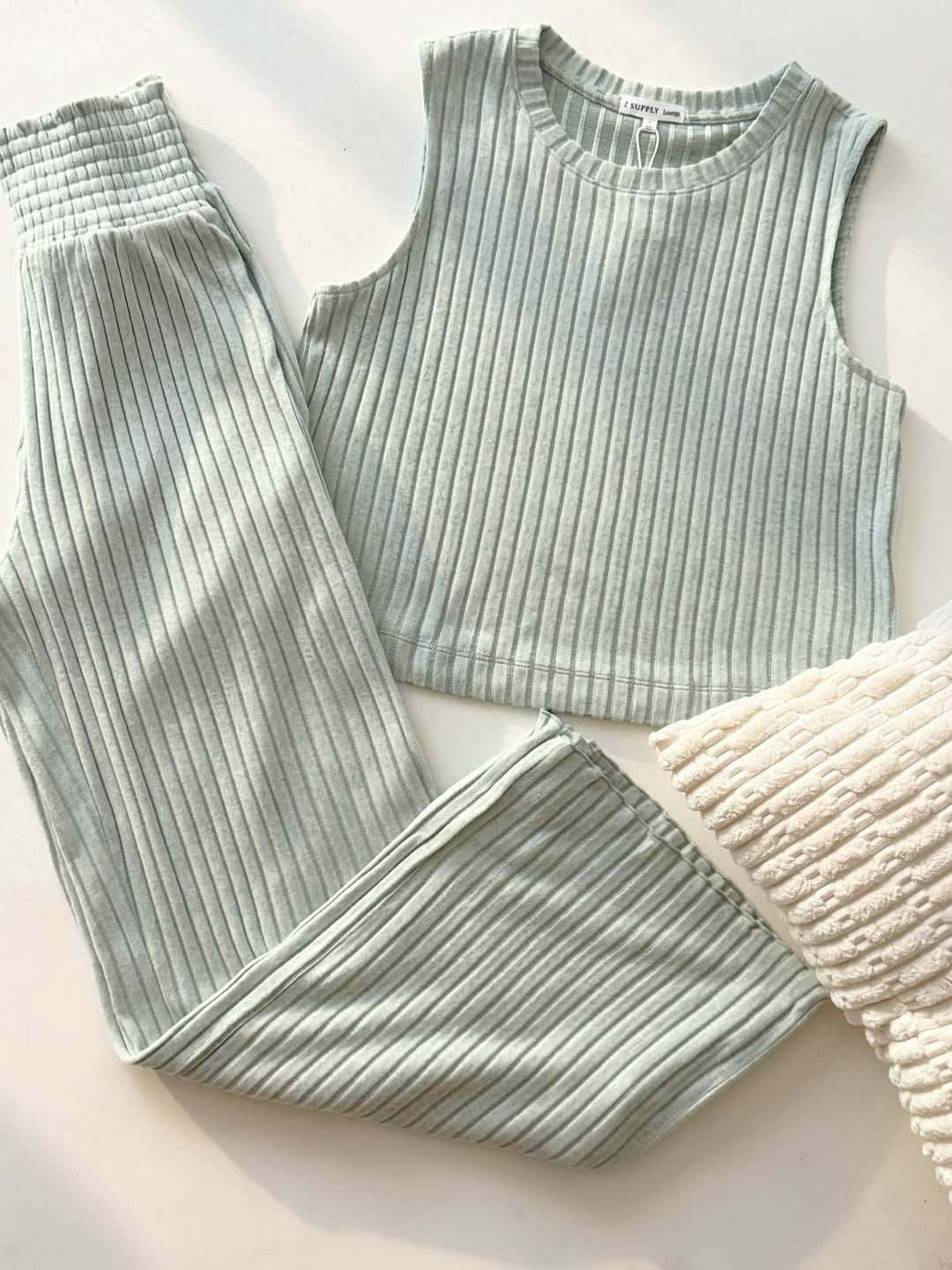Sloan Rib Tank
