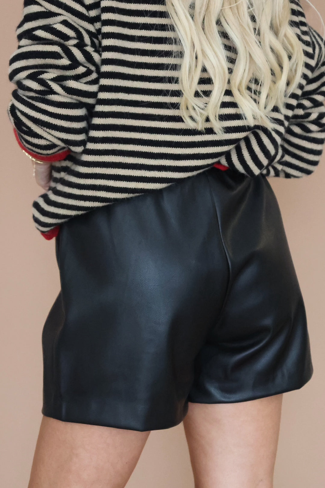 Follow Me Around Shorts- Black