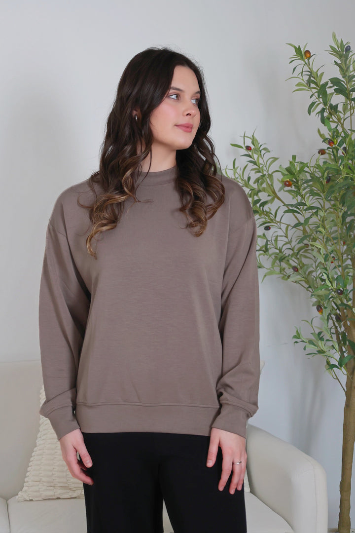 Scuba Mock Neck Pullover- Mocha Cream