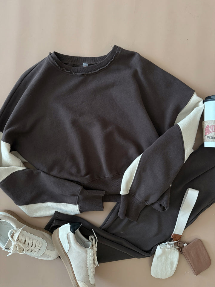 Vintage Vibes Sweatshirt