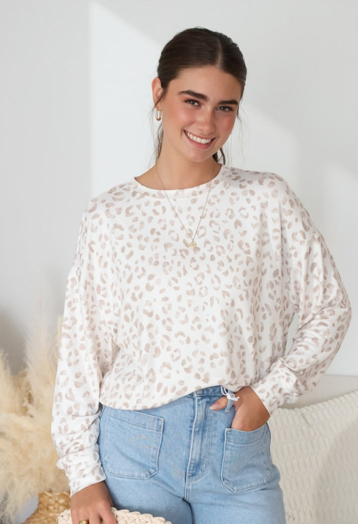 Soft Leo Top