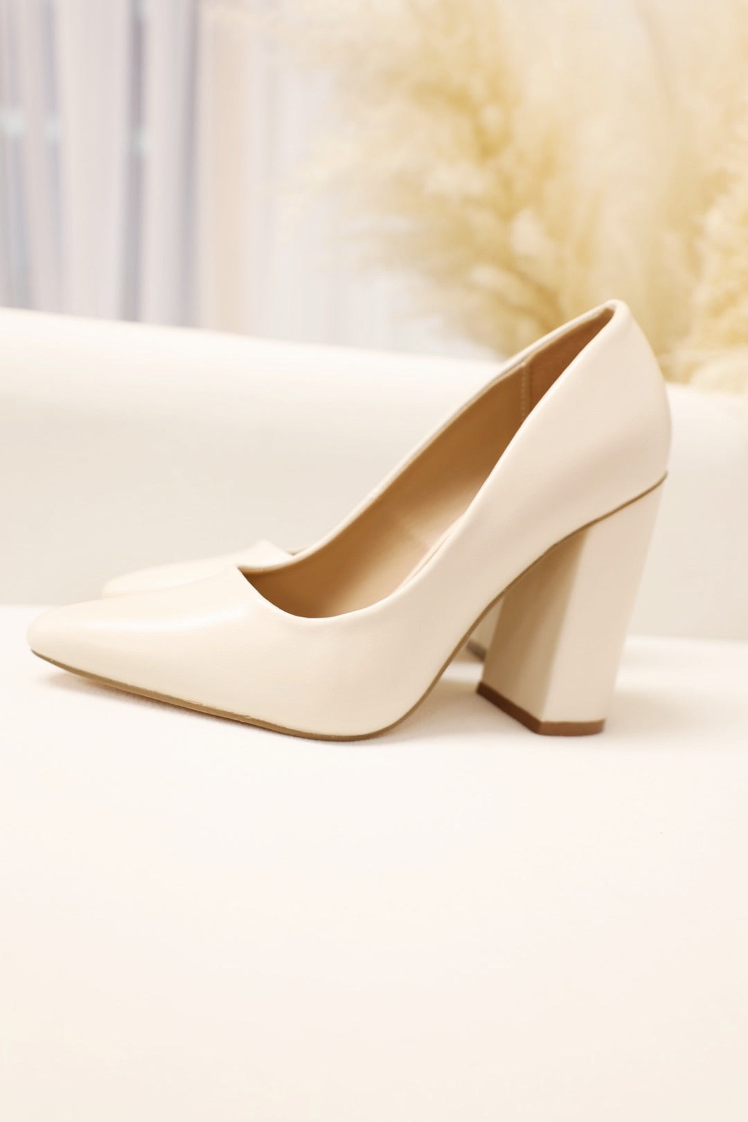 Stellar Pump- Ivory