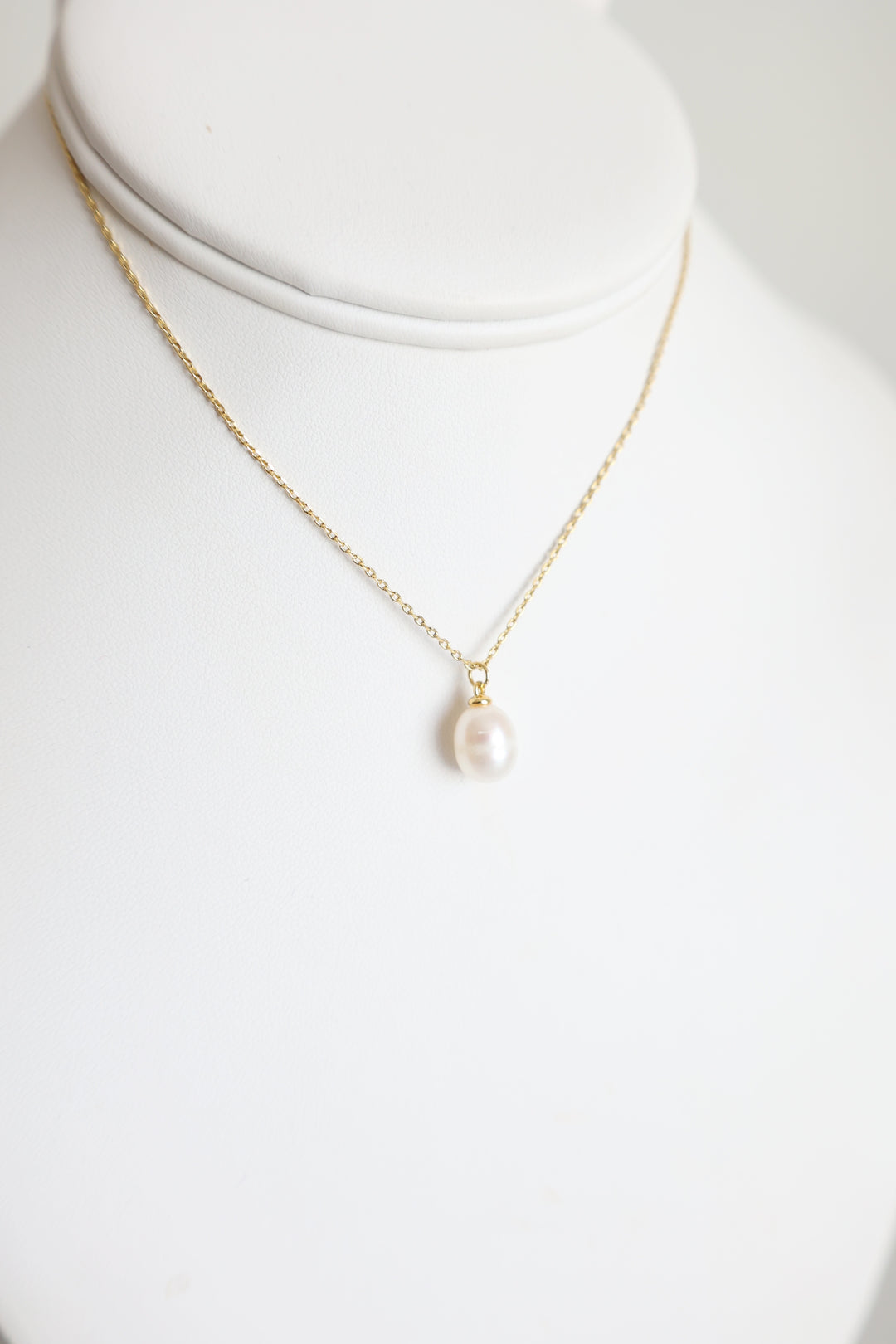 Paris Pearl Necklace