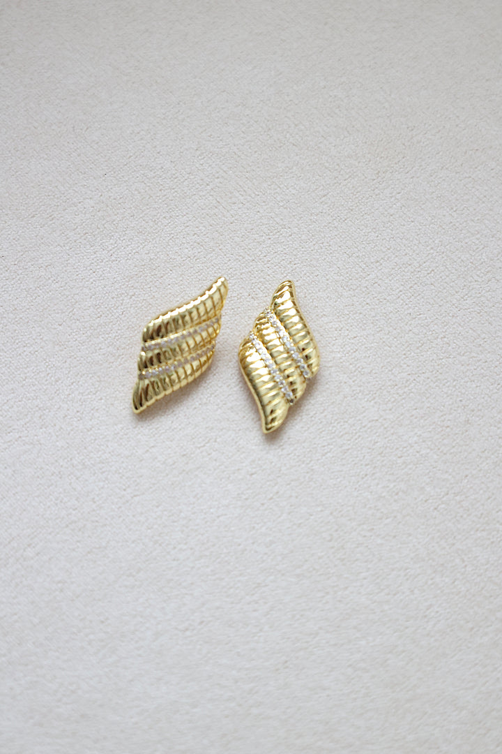 Aura Stud