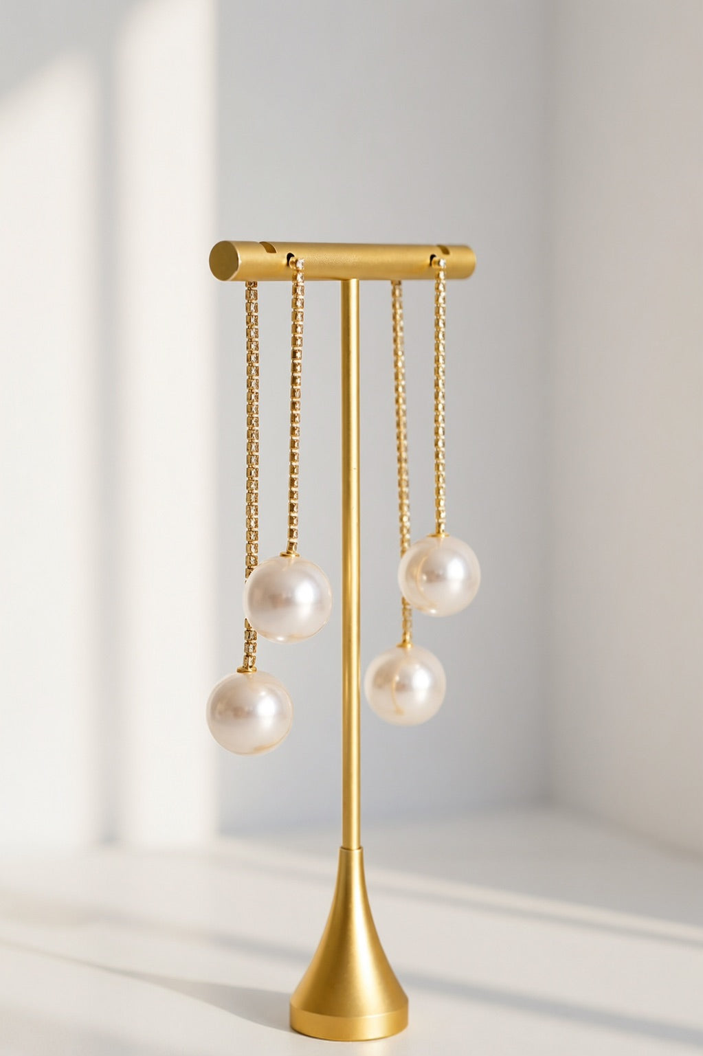 Darah Pearl Drop Earrings