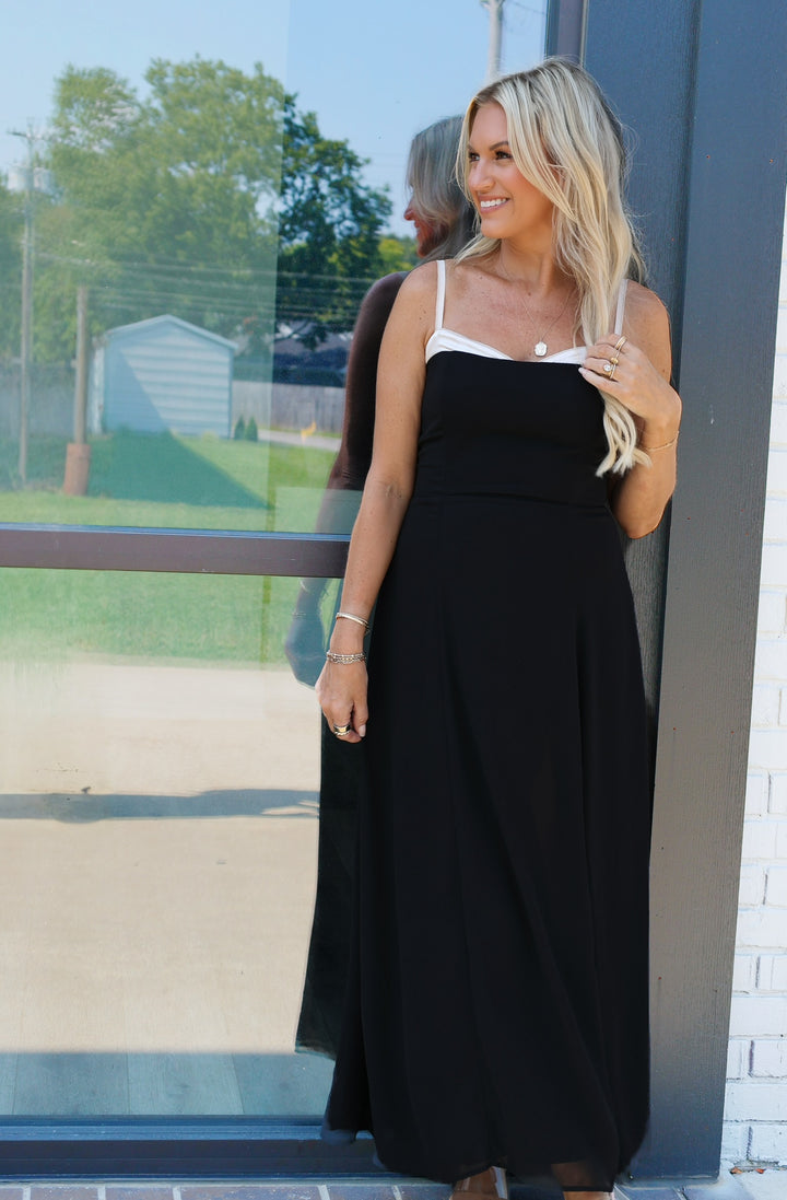 Breaking Midi Dress