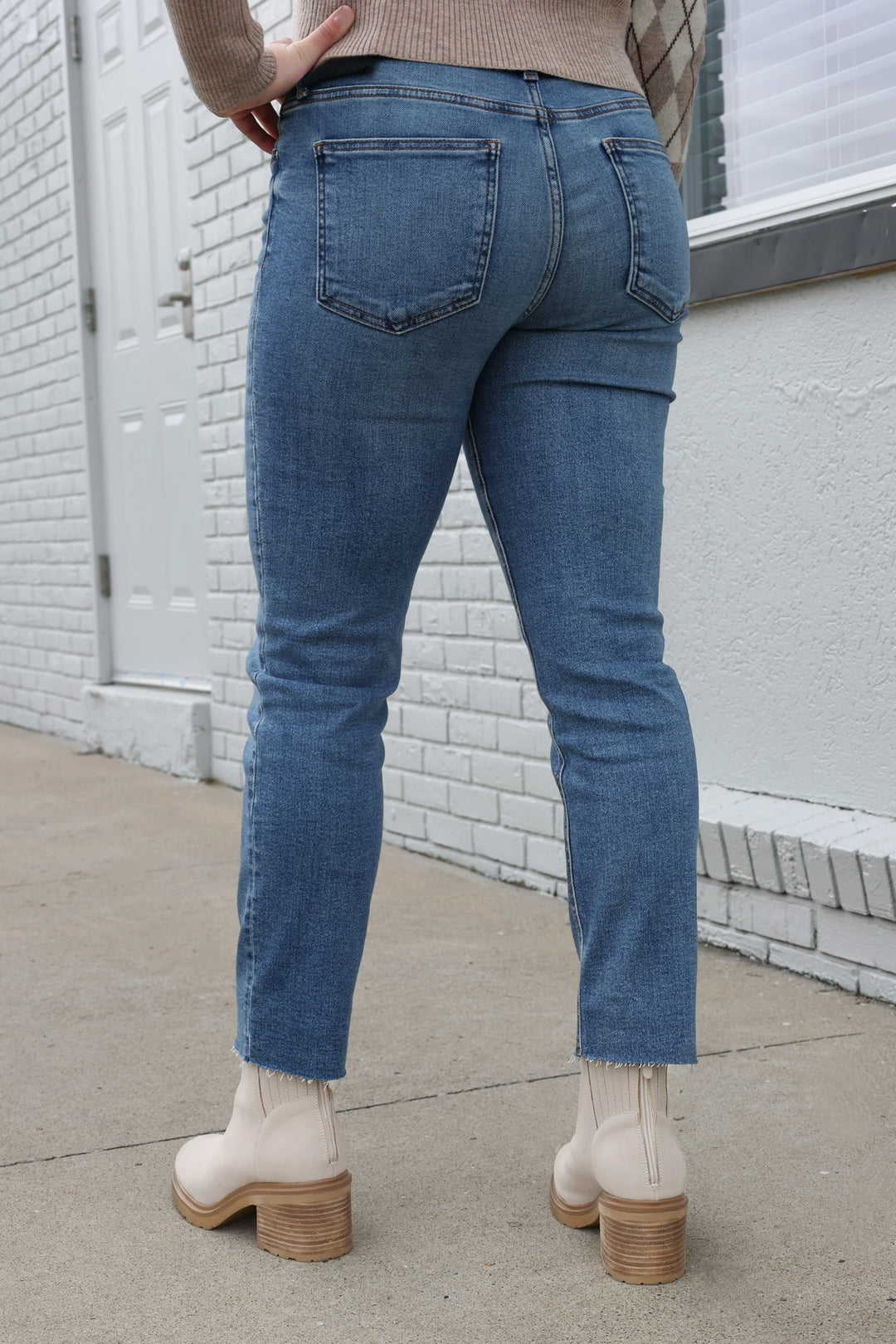 Rachael Fab Ab- Adherent