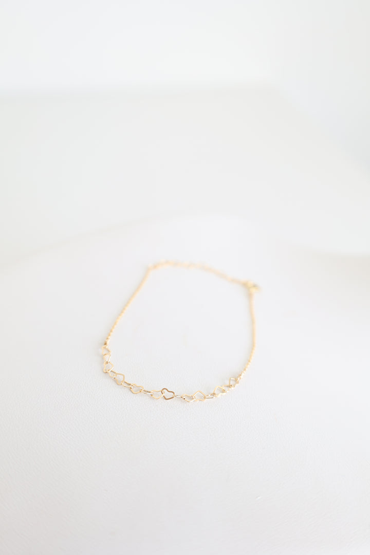 Heart Chain Bracelet - Gold Filled